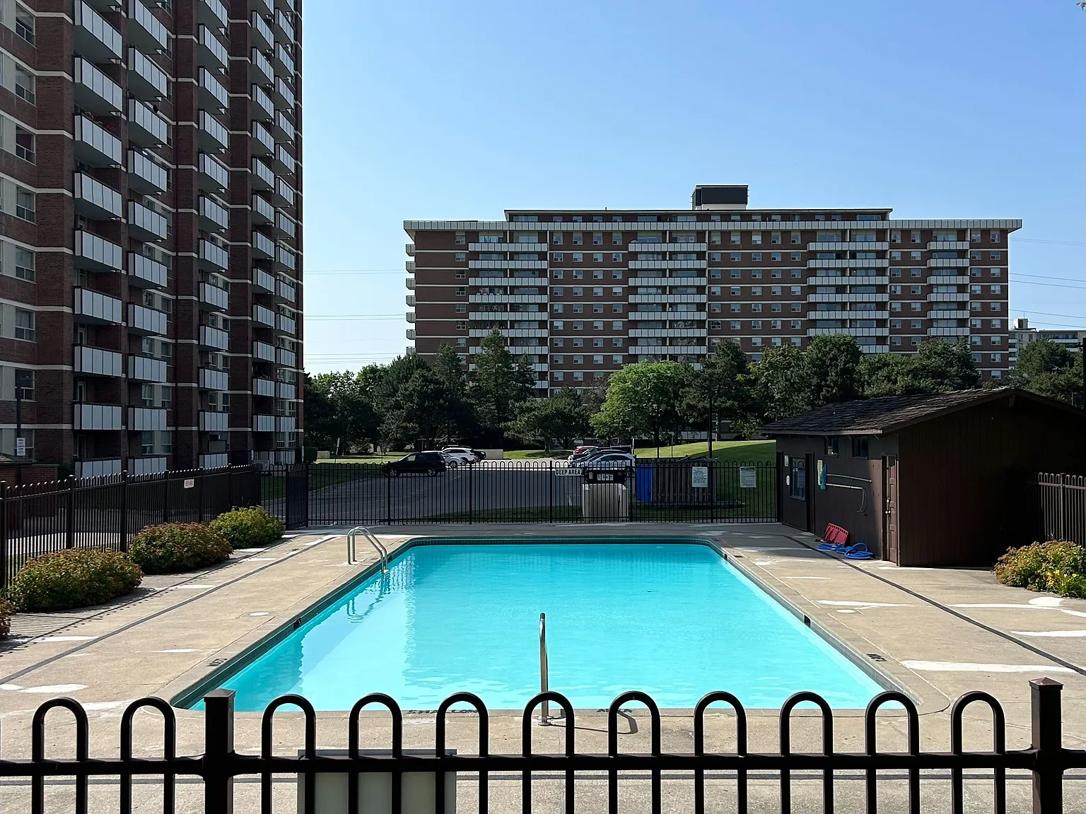 1 bed, $949 — Photo 2