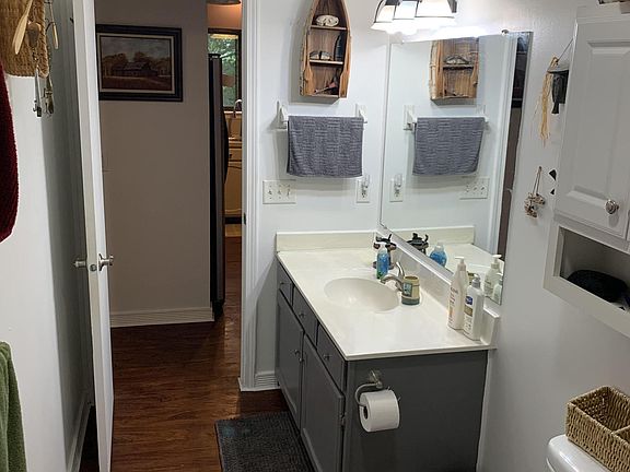 5th image of 6721 Boca Vista Dr NE