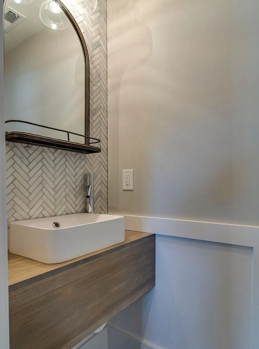 3 bed, 2.5 bath, 1450 sqft, $3,050 — Photo 4