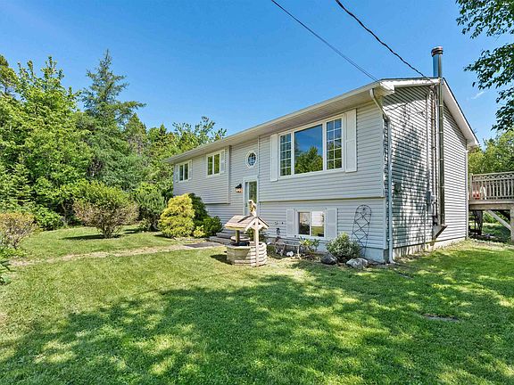 2nd image of 5 Orion Dr