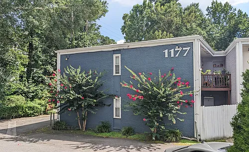 1177 Woodland Ave NE Photo 1