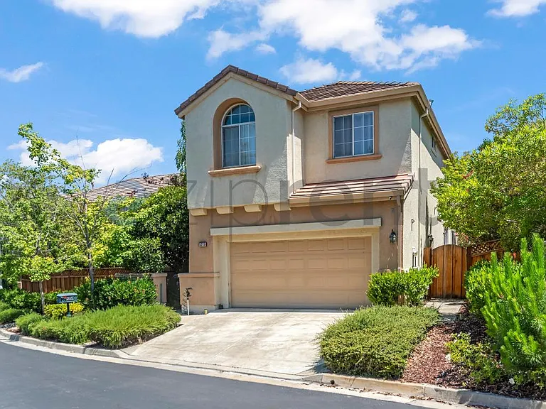 5215 Manderston Dr — Photo 2