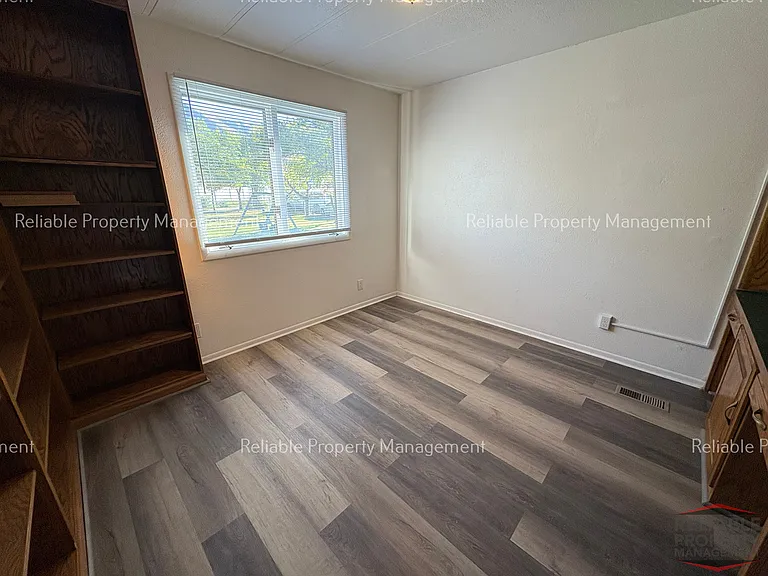 6508 S 5th Ave #A — Photo 6
