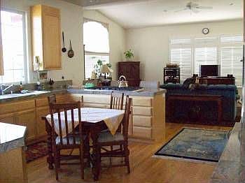 2nd image of 129 Kylers Ct