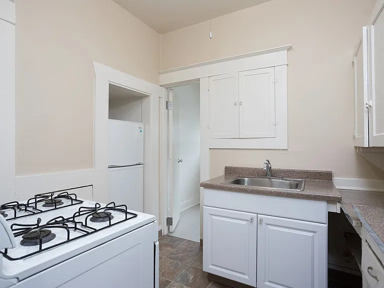 1022-1036 NE Hancock St — Photo 23