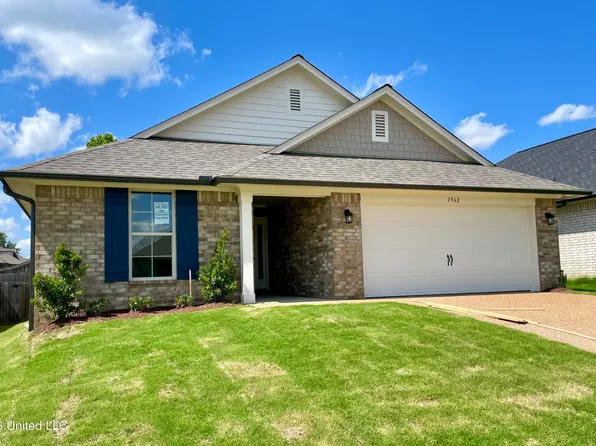 1562 Cambria Dr, Southaven, MS 38671