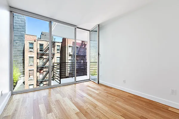 Rented by Compass | media 31