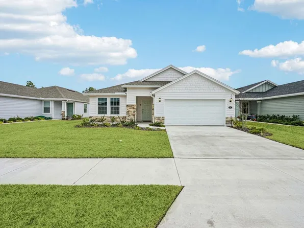 42 Camellia St, Palm Coast, FL 32137