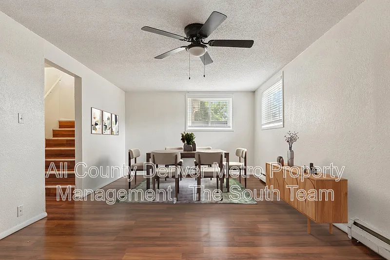 2 bed, 1.0 bath, 912 sqft, $1,445 — Photo 1