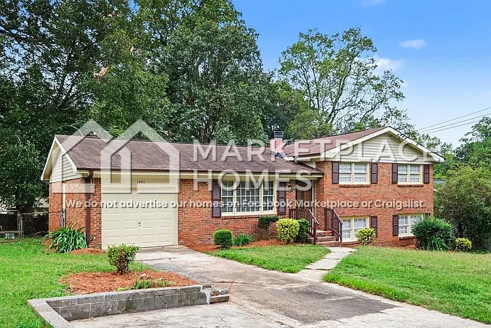 3 bed, 2.0 bath, 1848 sqft, $2,495 — Photo 2