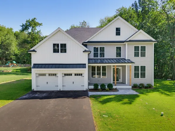 457 Walnut St, Shrewsbury, MA 01545