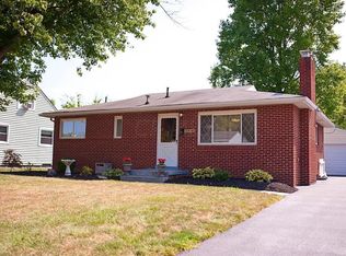 4306 Beechgrove Dr, Grove City, OH 43123