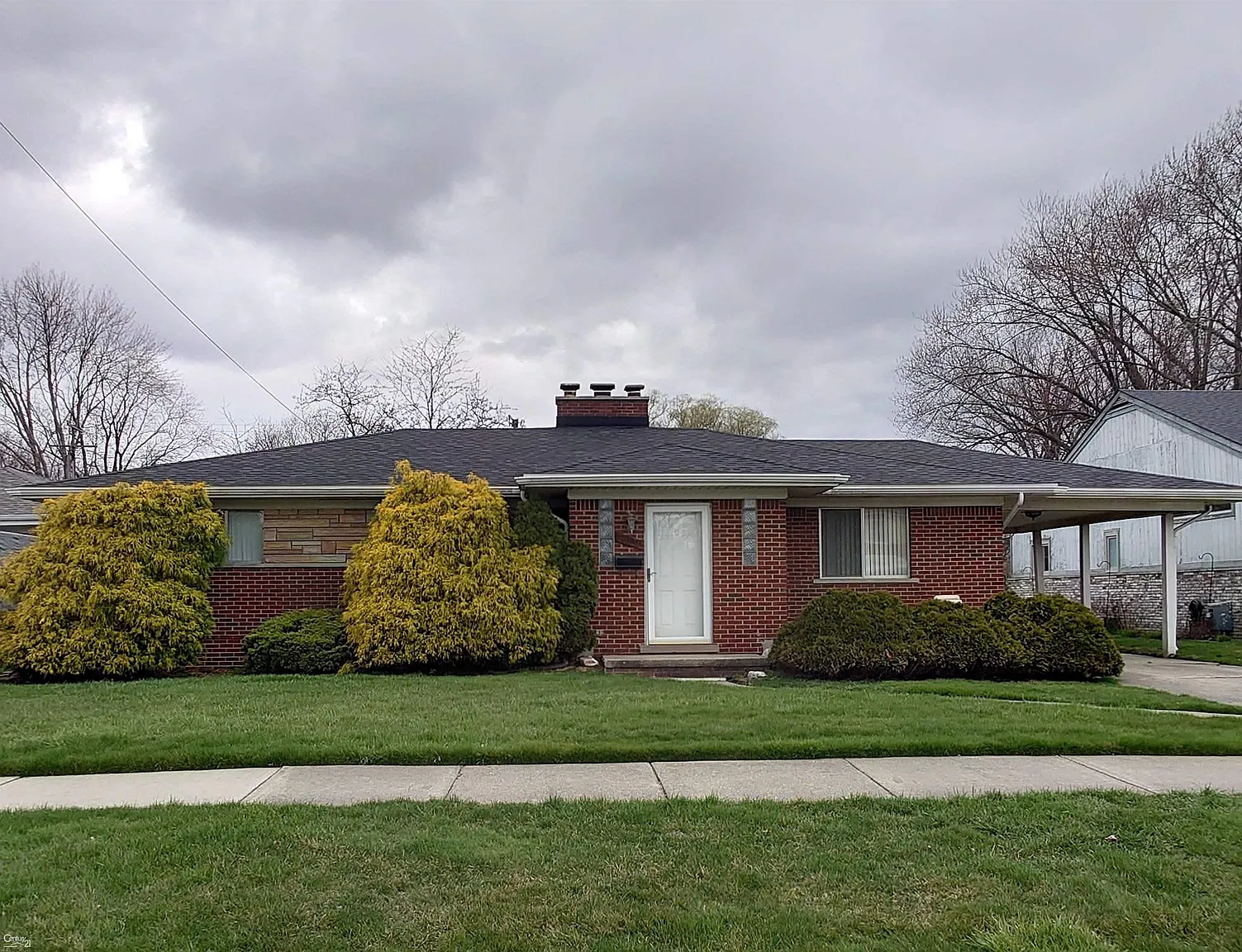 30131 Gloria St photo 1