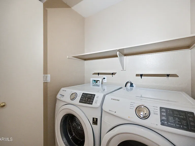 4512 E Windsong Dr — Photo 17