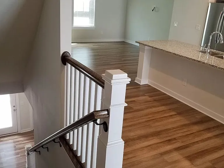 1024 Sharon Towns Dr — Photo 2