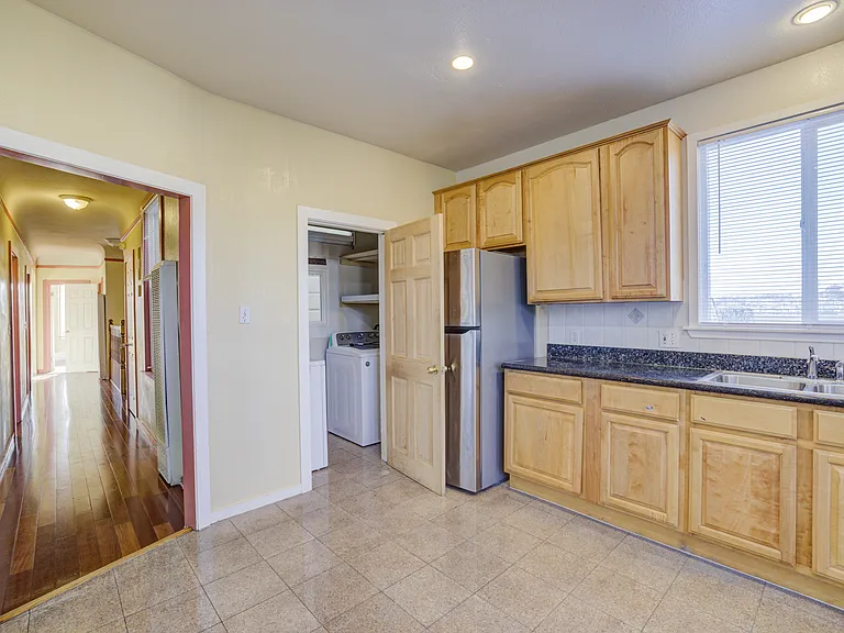 433 Brazil Ave — Photo 13