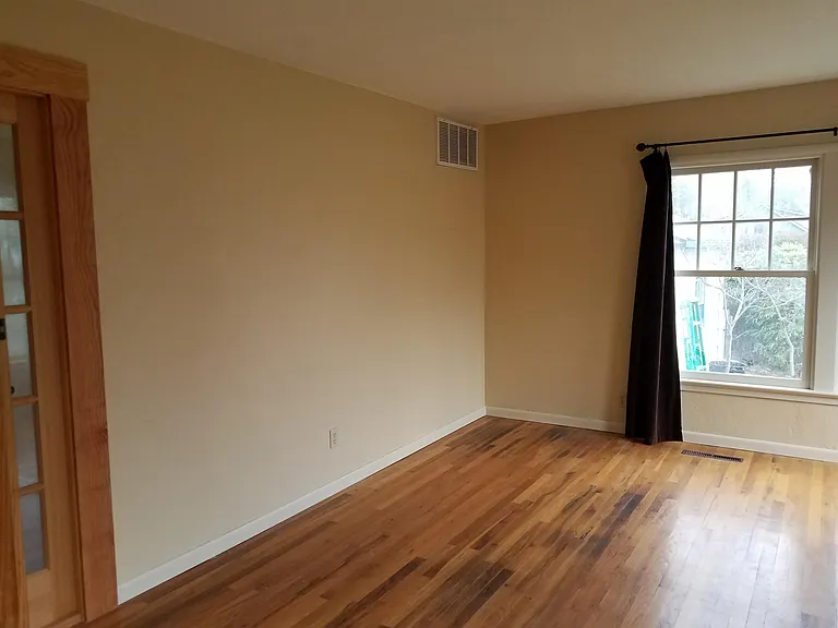678 Normal Ave — Photo 15