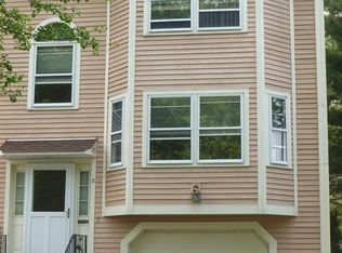 2 Samoset Rd, Worcester, MA 01604