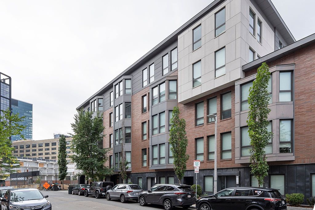 Diamond Fenway - 9 Miner St Boston MA (7 units available) | Zillow