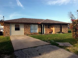 711 W 1st St, Ferris, TX 75125