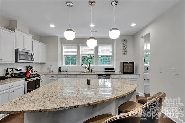 1256 Madison Towns Ln — Photo 1