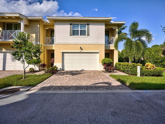 2nd image of 7205 Oxford Ct