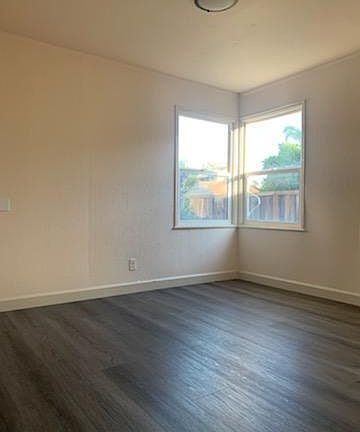 5th image of 936 Martin Blvd Floor 1