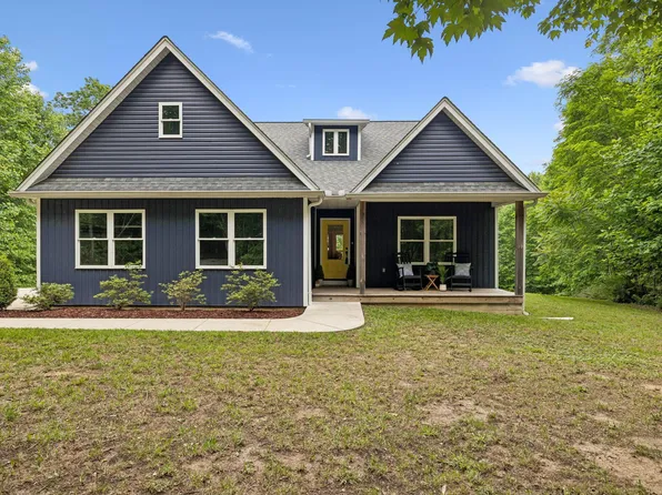 967 Walden Dr, Signal Mountain, TN 37377