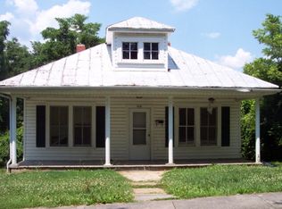 106 Askin St, Martinsville, VA 24112