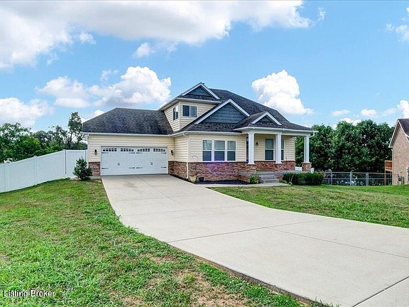 3rd image of 132 Kristen Marie Ct