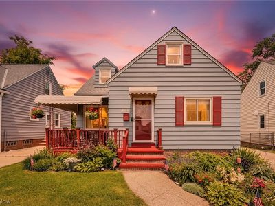 8006 Pinegrove Ave, Parma, OH, 44129