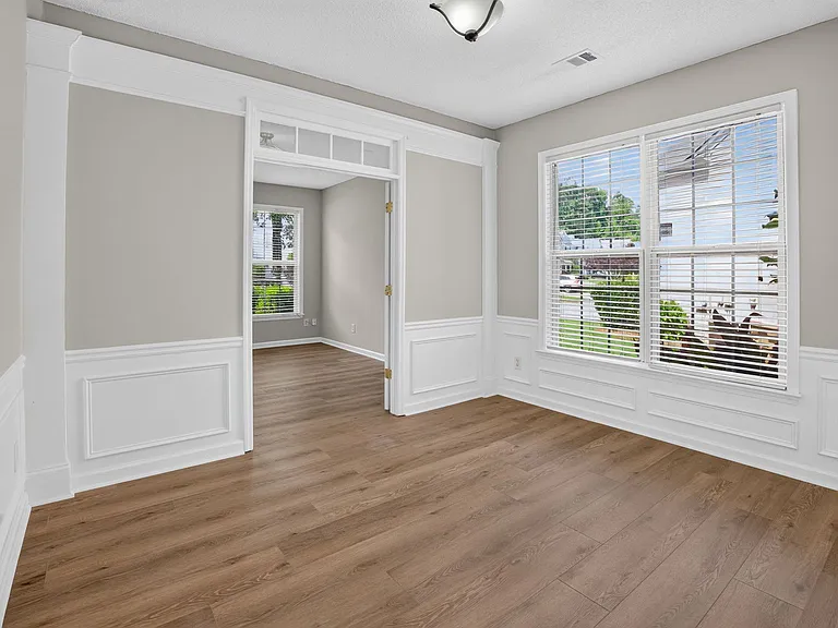 Dining room/office
