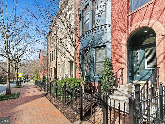 2nd image of 7819 Cadbury Ave