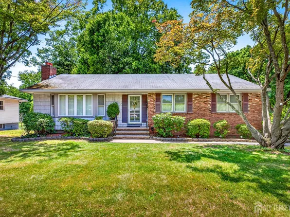 933 Franklin Ave, South Plainfield, NJ 07080