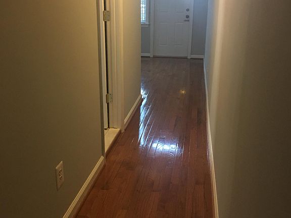 Hallway to bath and bedroom