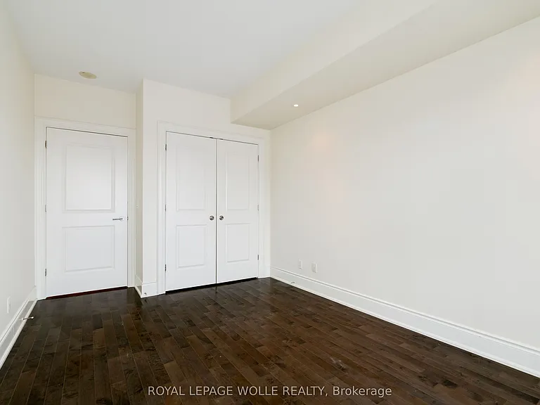 1717 Avenue Rd #307 — Photo 21