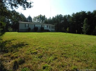 114 Lynnhaven Dr, Dallas, NC 28034