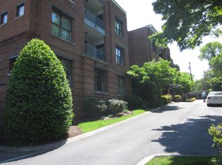4040 Woodlawn Drive #Top Floor, Nashville, TN 37205