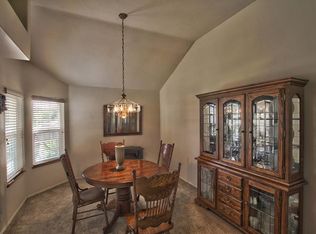 8301 Tamworth St, Bakersfield, CA 93313