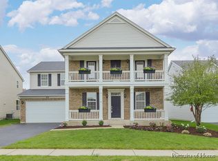511 Cardinal Ave, Oswego, IL