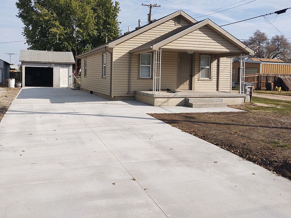 1st image of 106 W B St
