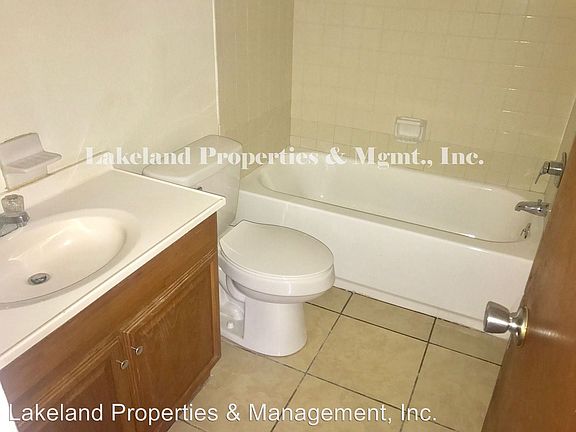 3rd image of 2819 Balfour Ave APT 4