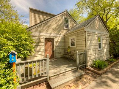 2753 Parkwood Ave, Ann Arbor, MI, 48104