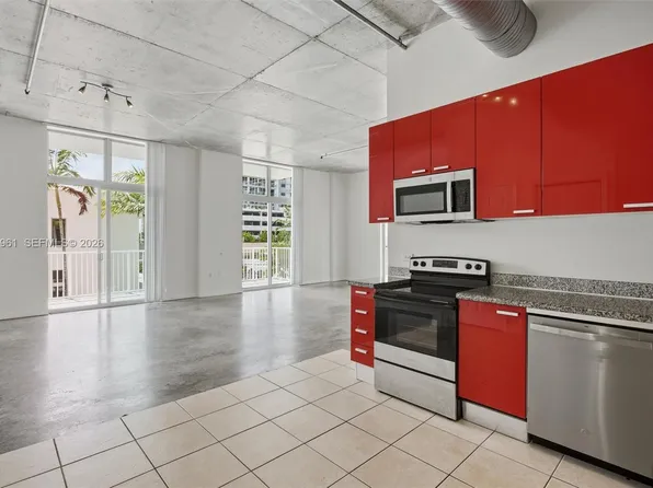 2100 Van Buren St APT 319, Hollywood, FL 33020