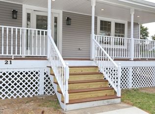 21 Thomas Ter, Wayne, NJ 07470