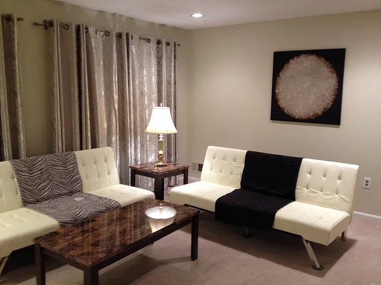 102 Shrewsbury Ct #102 — Photo 3
