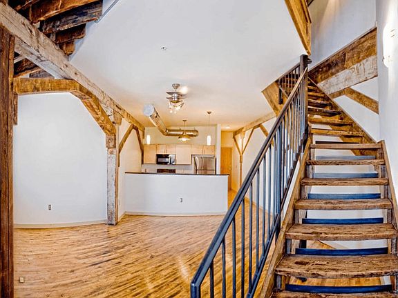 4th image of 203 Hull St #3215038