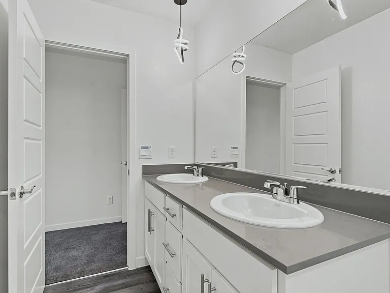 9673 Horseshoe Canyon St — Photo 21