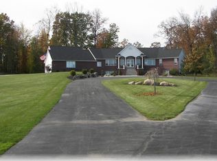 1920 Deerwood Cir, Dewitt, MI 48820