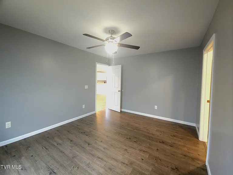 305 McKenzie Dr #1 — Photo 14